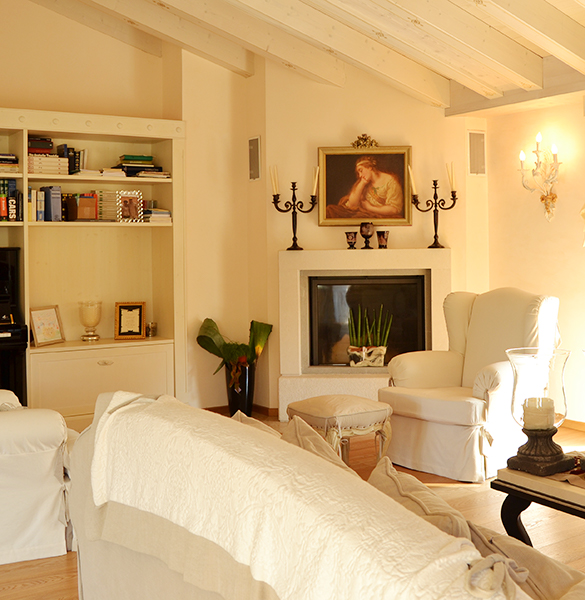 Loft DR mobili dipinti a mano