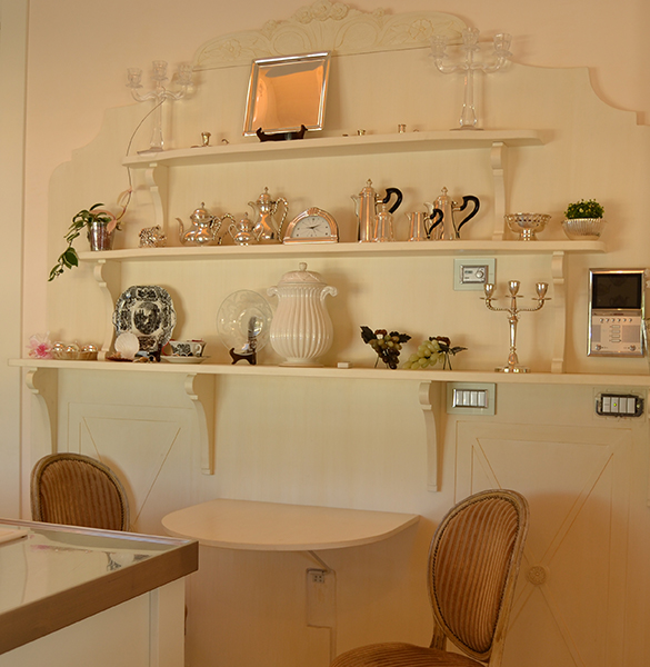 Loft DR mobili dipinti a mano